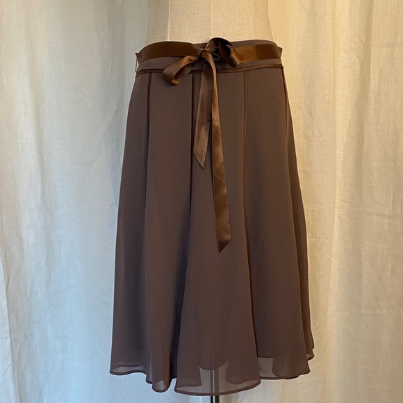 Casual Corner Dresses & Skirts - Casual Corner Skirt